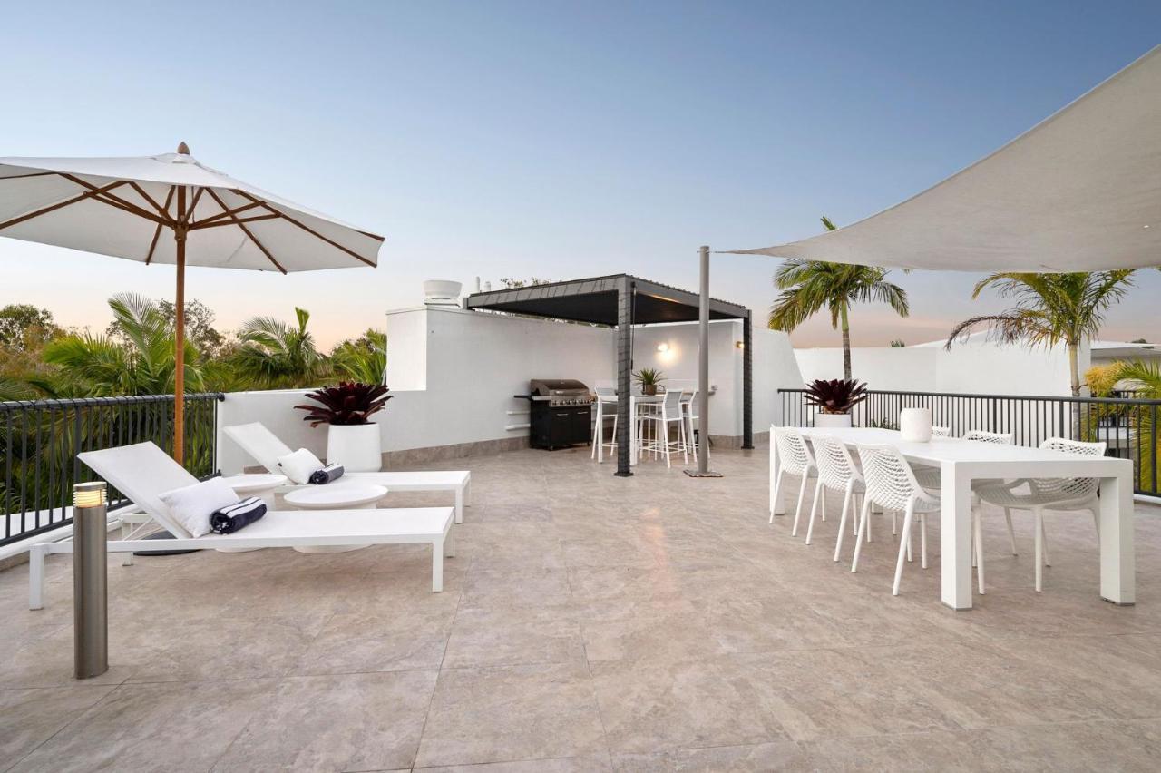 Penthouse With Private Roof Top Terrace- Noosa エクステリア 写真
